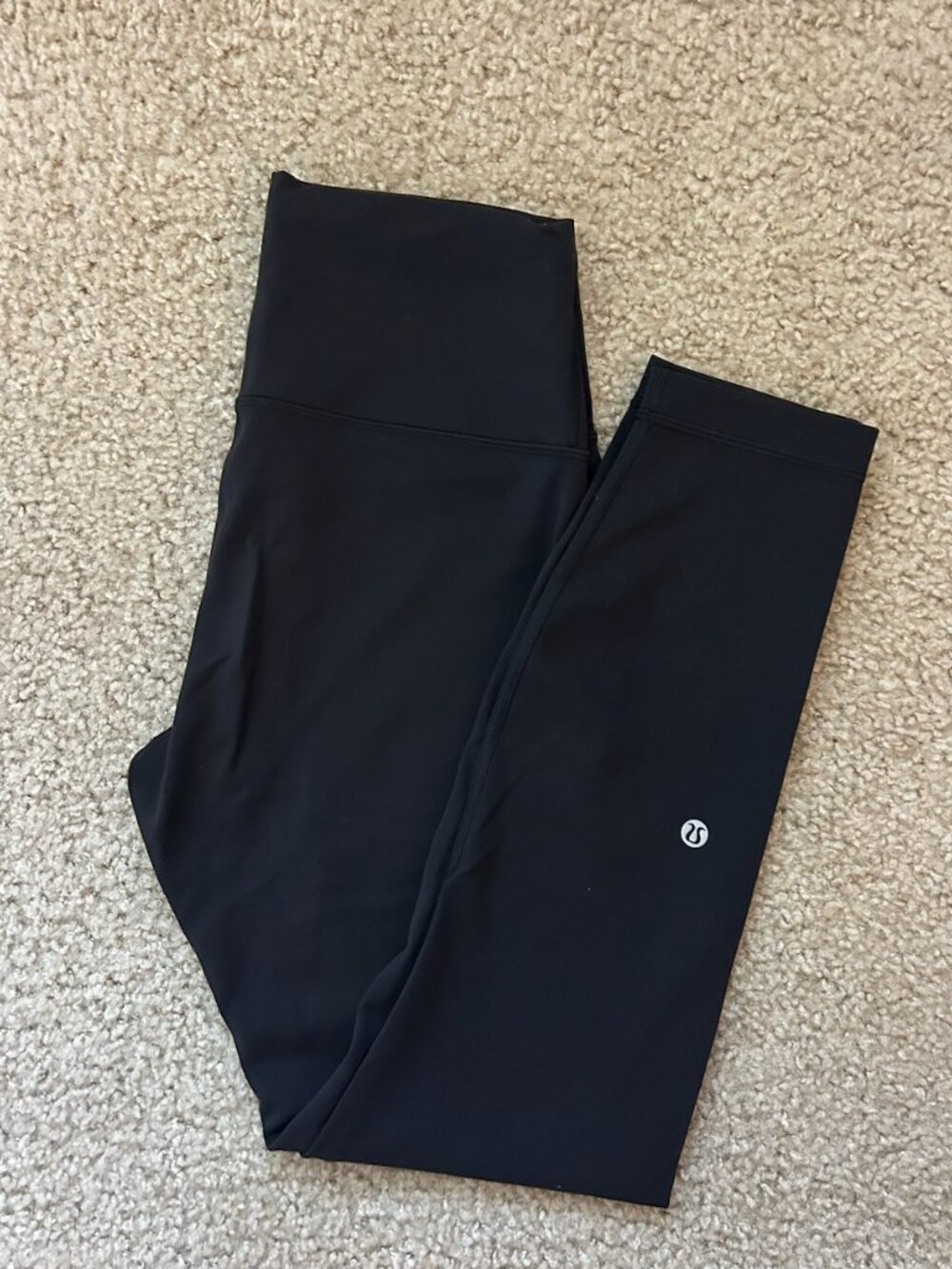 Black Lululemon Wunder Train Leggings - Picture 2 of 3